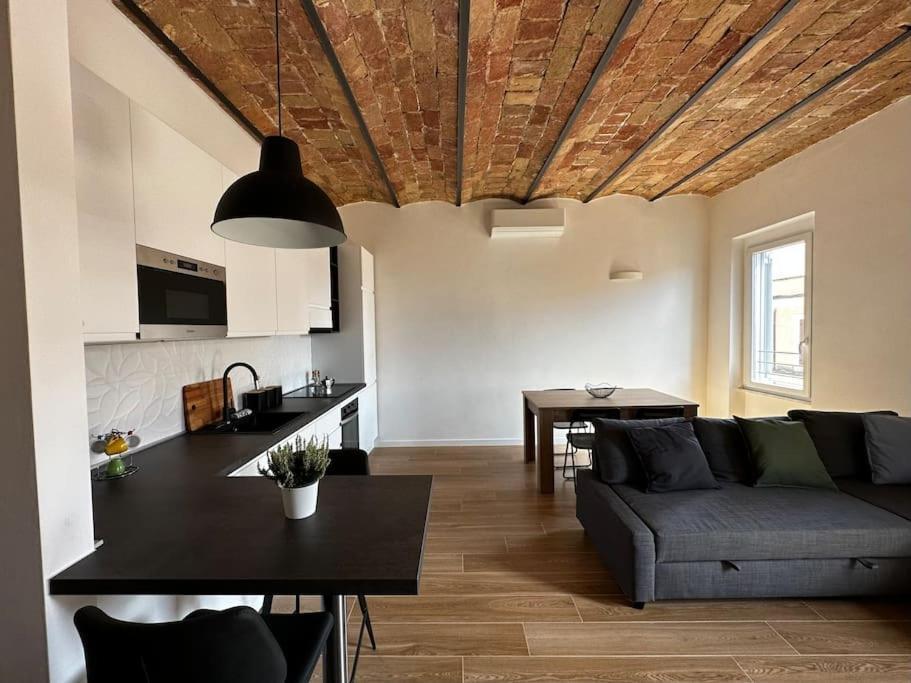 Apartment Colosseum Olmata *